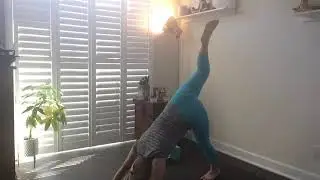 Vinyasa Flow Yoga | Caroline Kroboth | Quarantine Series | Mayfair Clubs