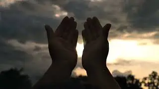 PRAY WITH ME NOW | This prayer will calm your heart.