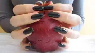 ASMR: scratching and nail resistence with an apple by dani 89 (video 32)