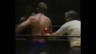 Bout 47 - Barry Michael Vs Claude Noel - 1982, Melbourne - Boxing Professional Fights