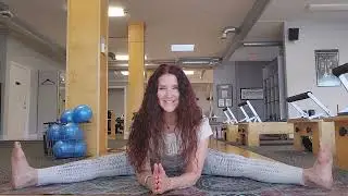 Half Split (Ardha Hanuma) & Divine Monkey Full Split (Hanumanasana) w Straddle Pose Workout Session.