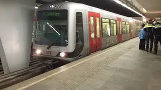 RET Metro 2*Type B (5347-5320) vertrekt op verkeerd spoor Eendrachtsplein richting De Akkers