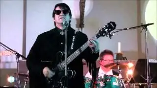 Barry Steel as Roy Orbison