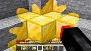Minecraft but Everything I Touch Turns to Gold