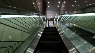 北海道 札幌ステラプレイス B1F‐1F | Stellar Place Sapporo, Escalator Hokkaido Japan