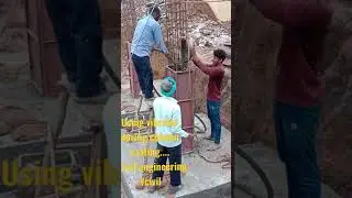 Using vibrator during column casting..# civil engineering #construction #Civil ki  पढ़ाई