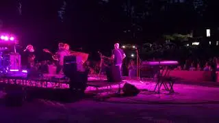 Aloha Steamtrain perform as David Bowie