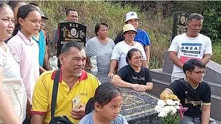 SEMBAYANG KUBUR MENDIANG NANGKAI DAN WILSON JUING