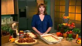 Molly Ringwald Interview: Parenting, acting, and preparing healthy meals