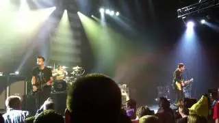 Blink 182 ~ Miss You ~ Live Atlantic City NJ 9/8/13