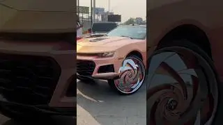 Chevy Camaro Vert on 32&rdquo; DUB Floaters Riding