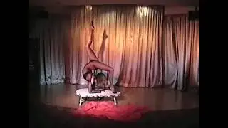 Contortionist Larissa Pilipenko - Classic performance