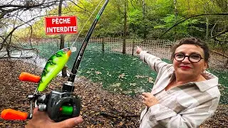 Elle m&rsquo;autorise &agrave; p&ecirc;cher le vieil &eacute;tang SECRET de son Jardin ! Ce qu&rsquo;on y trouve est fou (rentalake)