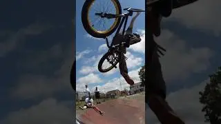 Захват BMX на улицах Ливерпуля #bmx #ridebmx #streetbmx