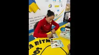 MasterClass Alba Bautista en Peñarroya-Pueblonuevo - Firma de autógrafos