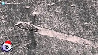 What The Hell Is Moving On Mars' Surface? 12/20/2015
