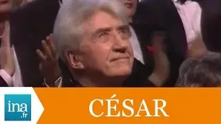 Alain Resnais receives the C&eacute;sar Award for Best Director in 1994 - INA Archive