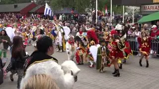 Hammarkullekarnevalen 2014 Lördag Tåget från torget