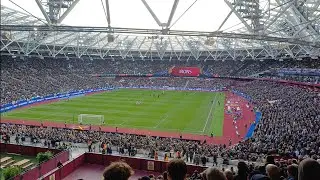 Im forever blowing bubbles (WHU V SUNDERLAND)