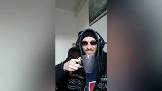 Is Chris Folgers lid van de Weltschmerz sekte en is hij zelf de boel aan het FverDraaien