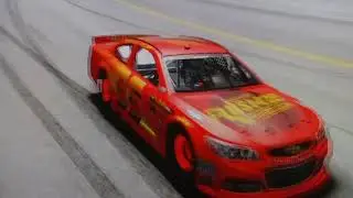 Nascar 14 lightning mcqueen