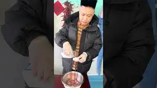 #Delicious food#Winter life of cats in Northeast China#Rural life#The New Farmer Program#M