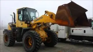 KOMATSU WA320 LOADER
