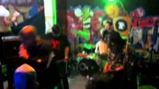 Still X Strong - Awake and Disturbed (Live Castelo FDE Sorocaba/SP 08/07/12)