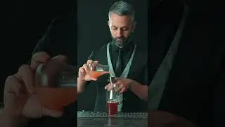 How to Make the Classic Seabreeze Cocktail with Kidia #seabreeze #vodkacocktails #cocktailrecipe