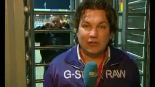 Bert van Losser gedolt door Deventenaar