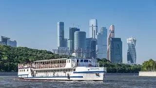 Москва, Команда Виктори, теплоход Ривьера