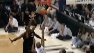 Steven Hunter 76ers 13pts 4rebs 5blks vs Pacers (2005)