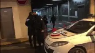 Man who threatened Paris officers shot to death