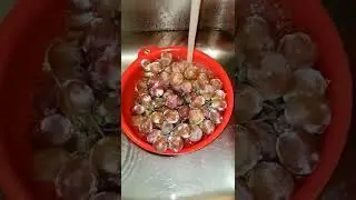 Please Soak Your Grapes in Vinegar For 30 Minutes. #fruit #vegan #plantbased #grapes