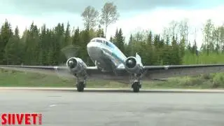 The sweet sound of DC-3 Pratt&Whitney R-1830-92 radials running