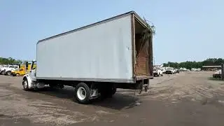 2006 2006 FREIGHTLINER M2 106 MEDIUM DUTY BOX TRUCK, VI 250124