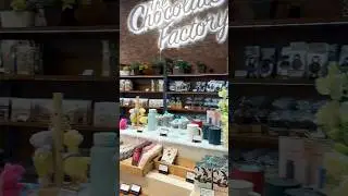 A Sweet Paradise! Exploring the Chocolate Factory in Pattaya 🍫 #viralshort #travelexplore #food