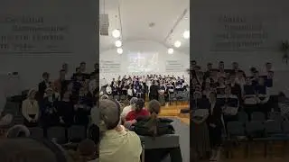 Anul vechi astăzi pleacă desigur