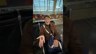 Если вы летите на праздники, ожидайте большого количества попутчиков.