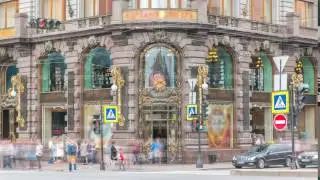 Entrance to Singer House at the Saint Petersburg timelapse