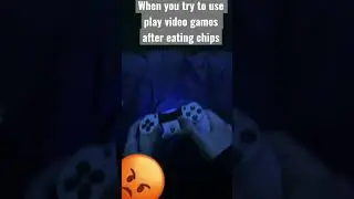 When you play video games while eating chips #funny #fyp #videogames #chips #controller