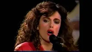 Lucía Méndez... 'Te me vuelves soledad', 'Morir un poco' y 'Aventurero'