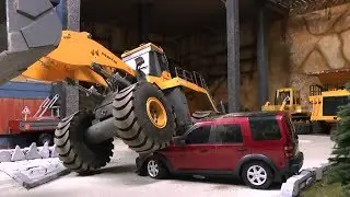 Heavy  rc car accident at the construction! Rc action! Fantastic rc live action video for kids!