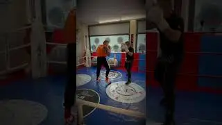 Easy Sparring #boxingover50 #boxingtraining #quietdiscipline