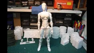 1:6 Female Action Figure 3D Printer 38 points of articulation!