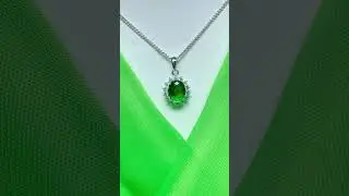 Large pendant bright green and white cubic zirconia oval cluster dress cocktail necklace