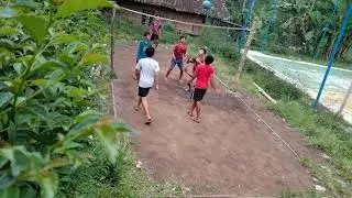 KESERUAN VOLI ANAK ANAK BANYUSARI.. NGAKAKKK