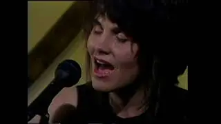 Shawn Colvin on The Acoustic Cafe '88