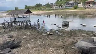 FENOMENA LANGKA, DANAU KERINCI SUMBER MATA PENCARIAN WARGA MENGERING 