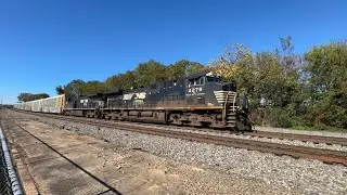 A short Norfolk Southern BMW train. 
